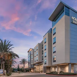 https://homewood-suites-by-hilton-anaheim-resort-convention-center.topanaheimhotels.com